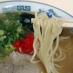 白龍軒 - 中細ストレート麺