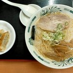 日高屋 - とんこつラーメンとセットの餃子