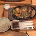 Ishigamaya Hamburger Steak Rarapoto Fujimi - ハンバーグとステーキ