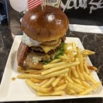 Non's Burger is heavenly - ノンズバーガーとポテト