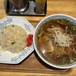 らーめん倶楽部 - Aセット　炒飯（ミニ）　醤油ラーメン