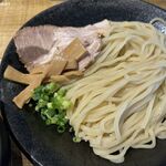 Ramen Issho - 豚骨つけ麺 (980円)