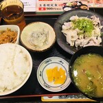 Mekiki no Ginji Minamiura Wa Nishiguchi Ekimae Ten - ♪日替りB(豚ポン酢定食)¥800 シラスおろし¥100