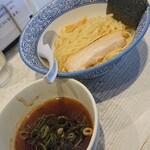 麵屋カモメ亭 - 