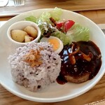 Sakutto Cafe - デミグラスハンバーグランチ