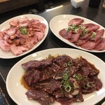 Yakiniku Marukou Kaizu Ten - カルビやタン