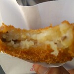 Baachan Croquette - ばあちゃんコロッケ 食べかけ②