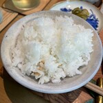 発酵料理 孚 - ごはん（少しおこげを混ぜてもらいました〜）