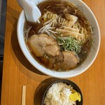 をっちゃんラーメン - 