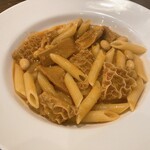 Restaurant Petit Lusso - トリッパと大豆のペンネ