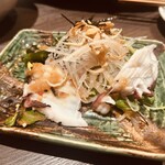 Ekimae Izakaya Noroshi - カリカリじゃこと蛸の大根サラダ