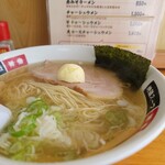 Jidori Chuka Soba Yoshihide - 麺アップ