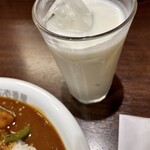 Curry House CoCo Ichibanya Higashiku Fushiko Ten - ラッシー　口直しと言うかレスキュー