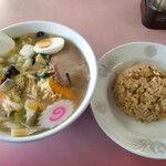 中華とんとん - 料理写真: