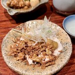 やきとり 日本酒 ふくの鳥 - 鶏ハムの焼き茄子だれ 花椒のカリカリふりかけ