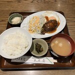 冨士屋 - 料理写真:ハンバーグ定食