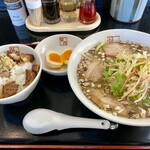 Kitakata Ramen Bannai Koboshi Sarabake Ten - すだちと炙り椎茸が香るさっぱり塩ラーメン@970円+ねぎ塩炙り焼豚ご飯・味玉セット@350円