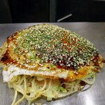 Hiroshima Fu Okonomiyaki Hina Chan - スペシャル肉玉そば