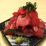 Cho Gourmet Kaiten Sushi Musashimaru Kosai Ten - どすげえまぐろてんこ盛り（800円）