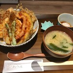 Tempura to Wine Budou no Hana - いかにも美味しいルックスの天丼、温玉が嬉しい！