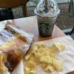 Starbucks Coffee Fukuoka Shingu Ten - 