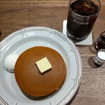 Coffee Kan Ginza Chuo Dori Nicho Me Ten - トラディショナル・ホットケーキ
                        炭火珈琲付きセット 1,650円 税込