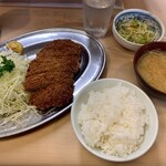 丸八とんかつ店 - 