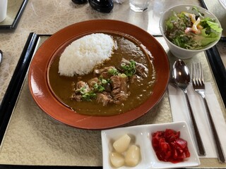 宝塚高原ゴルフクラブ レストラン - 牛筋カレー(1,760円)