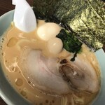 Yokohama Iekei Ramen Konshinya Takaoka Ten - 豚骨味噌　麺固め