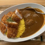 Kei Kitchen - トマトカレー、トッピングロースカツ 780円＋300円