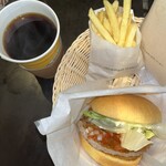 FRESHNESS BURGER Piore Himeji Ten - 