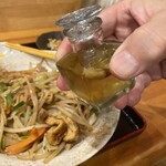 Okinawa Cuisine Soki Ya - 島唐辛子を少し投下