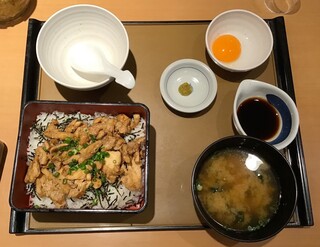 Yayoi Ken Gotanda Ten - 鶏まぶし定食