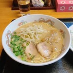 Chuka Mura Goku - とんこつラーメン