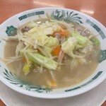 Hidakaya Nakai Ekimae Ten - 麺少なめ　野菜たっぷりタンメン