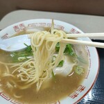 Yo Run Kudamatsu Ten - 麺は中太麺だと思います
                        