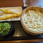 Marugame Seimen Kawasaki Tama Ten - 釜揚げうどん、子持ちししゃも天、細竹天