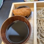 Soba Cho - つけ汁と稲荷寿司