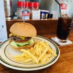 BURGER STAND haveagoodtime - チーズバーガーとコーラ