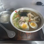 Tanukiya Shokudo - 五目ラーメン　塩（¥950）＋小ライス（¥150）