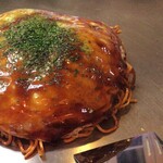 Okonomiyaki Teppanyaki Sora - 肉玉唐麺(唐辛子入りそば)