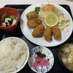 レストラン中央 - 牡蠣フライ定食