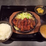 223973854 - とんテキ定食