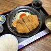 味処 おさき - ランチのAロースかつ¥900。