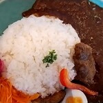 HAPPY YUMYUM KITCHEN ARTKIWA - 北大短角牛のうまみカレー1190円、大盛100円