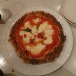 PIZZERIA　DE　NAPULE - マルゲリータ_1870円