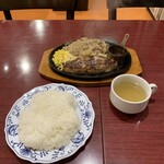 グリルハンター - 手ごねハンバーグステーキ&ハンター焼きとセットのスープ、ライス('23/11/22)