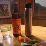 Nunobiki Ontaki Chaya - 焼酎に煮湯注げば匂い立ひ小春日和の昼の灯影に  (パクリ三)