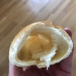 50bakery Yamazaki Shop Michinoeki Salmonpark Chitoseten - 塩バターパンの中はこんな感じ