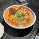 にこにこ亭 - 料理写真:担々麺